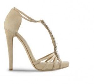 moschino-sandalia-alta-beige-300x267