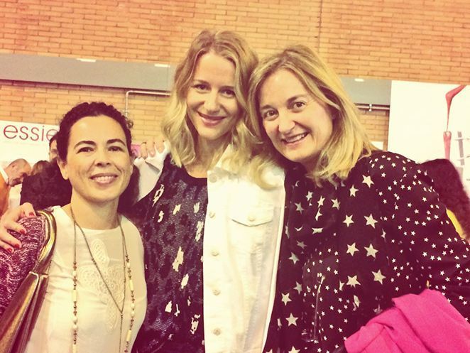María León, su madre y Pilar