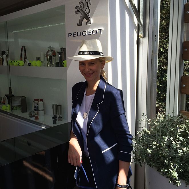 María León con Peugeot en elTorneo de Tenis Conde de Godó en Barcelona