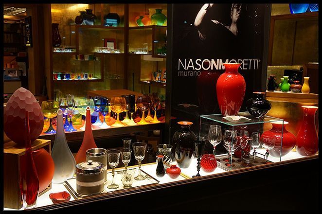 Originales escaparates de las tiendas de Venecia, a los que nos les faltaban ni un detalle! Originales escaparates de las tiendas de Venecia, a los que nos les faltaban ni un detalle!