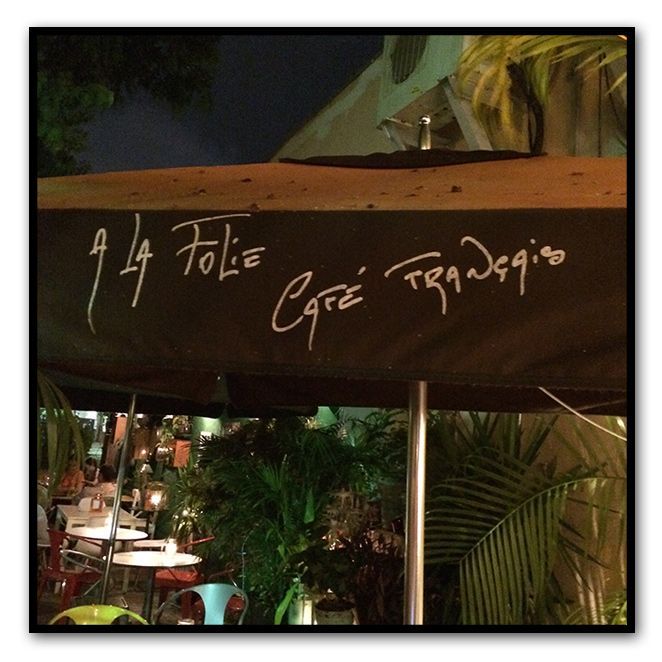 A la Folie Café Francés situado en Española Way (calle de ambiente animado y muy latino) y con terraza muy agradable