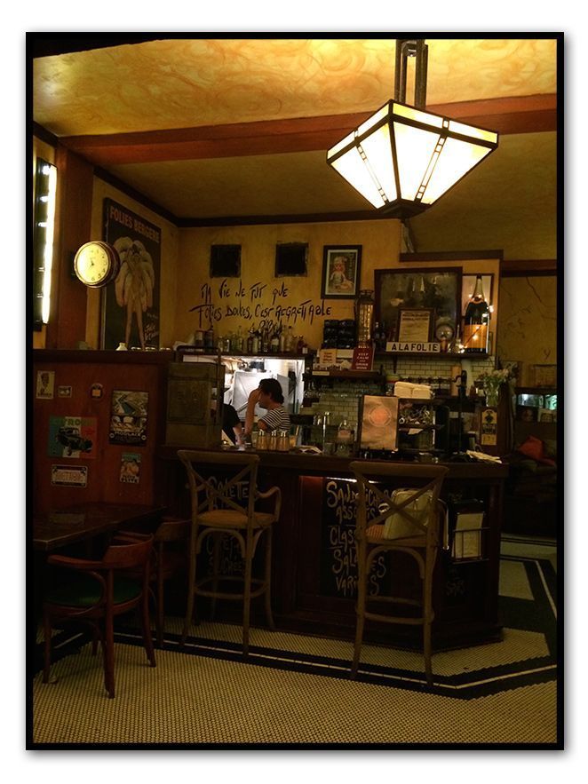 A la Folie Café Francés situado en Española Way (calle de ambiente animado y muy latino) y con terraza muy agradable