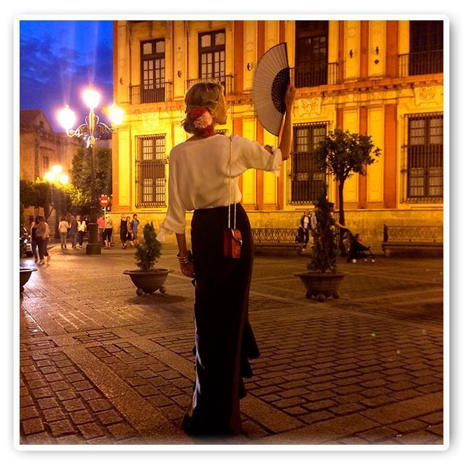 María León de noche, en la Feria de Sevilla