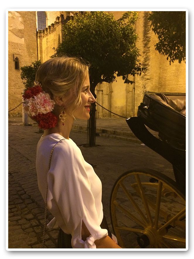 María León de noche en la Feria de Sevilla 2014
