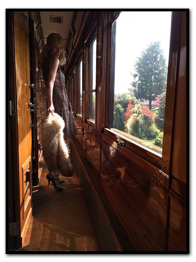 María León, viaje en el tiempo en el Venice Simplon-Orient-Express