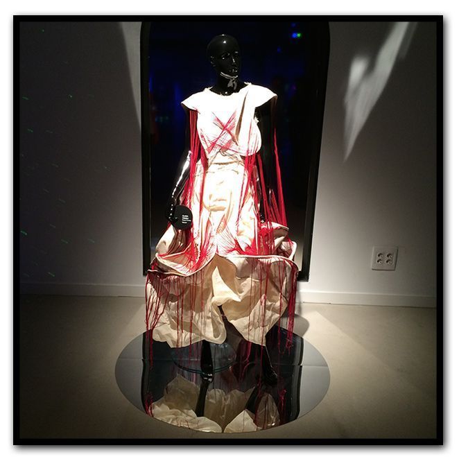 María León en “Bilbao Internacional Art & Fashion” que se ha mostrado en el Centro Cultural AlhóndigaBilbao