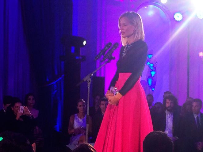 María León con gran ilusión el premio que me daba la revista Cosmopolitan como blogger del año. María León con gran ilusión el premio que me daba la revista Cosmopolitan como blogger del año.