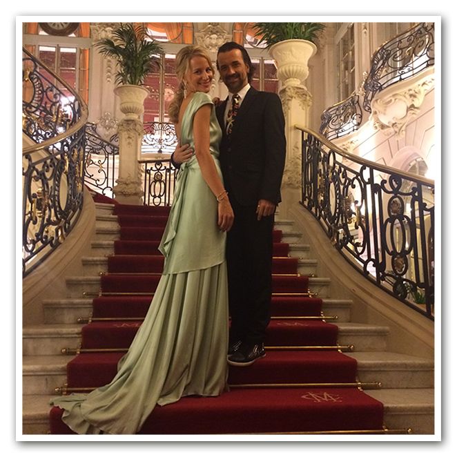 Espectacular María León preparada para la Gala que la Fundación SOS