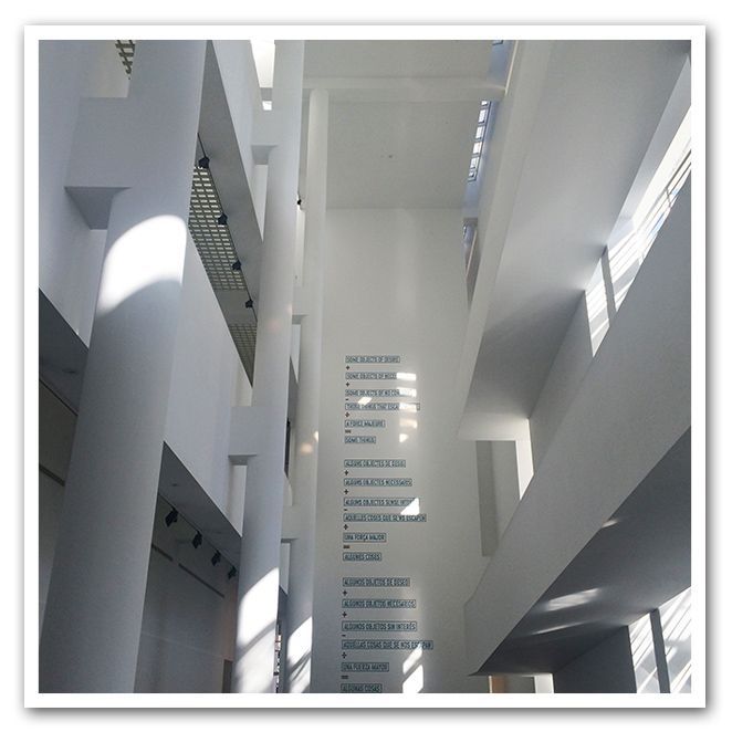 Una visita obligada para los amantes el Arte Contemporáneo es el MACBA. 