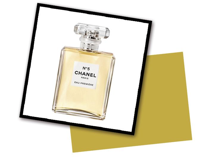 El Nº 5, el perfume de un siglo, nació de la elección de la 5ª muestra que se le presentó a Madmoiselle. Su frasco, simple y rotundo, representaba, en su esencia y estética, a la diseñadora.