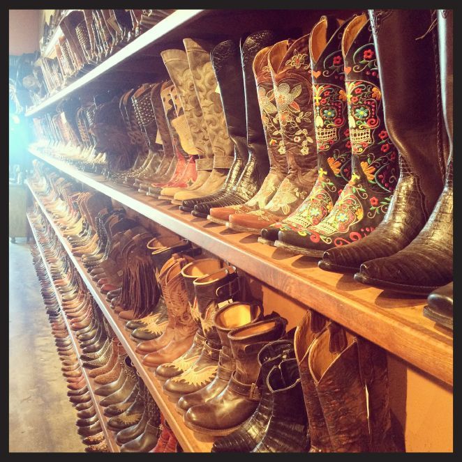 Si buscáis botas de “cowboy”, el sitio ideal es Boot Star en West Hollywood. Si buscáis botas de “cowboy”, el sitio ideal es Boot Star en West Hollywood.