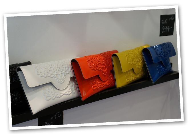 Medusa, marca de bolsos realizados a mano con un “stamping” muy característico