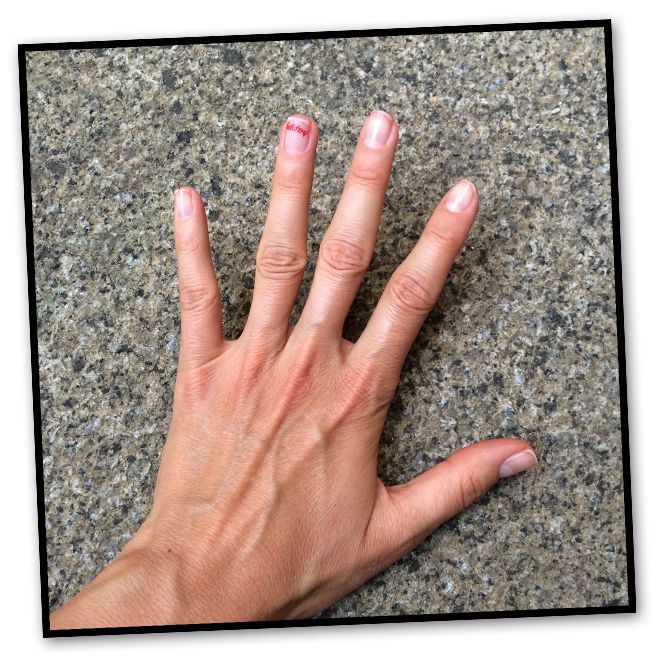Centro Nails Couture: Para el día a día de verano en el que te sientes happy