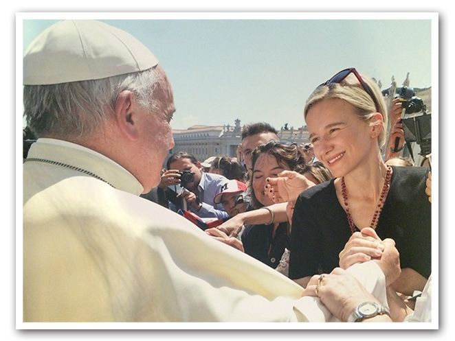 María León y el Papa Francisco I