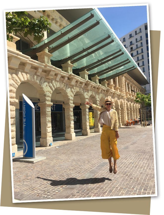 Shopping en el Centro Comercial “The Point” en Sliema donde encontraréis una gran selección de tiendas con estilo.