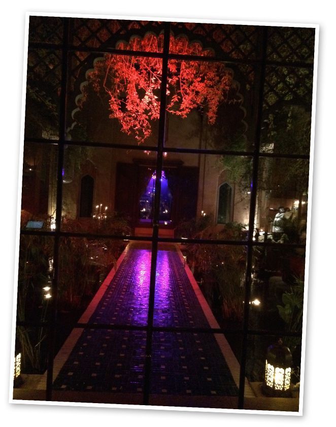 Palais Jad Mahal para una cena especial. Es un sitio ideal también para disfrutar de una copa después porque hay un divertido ambiente.